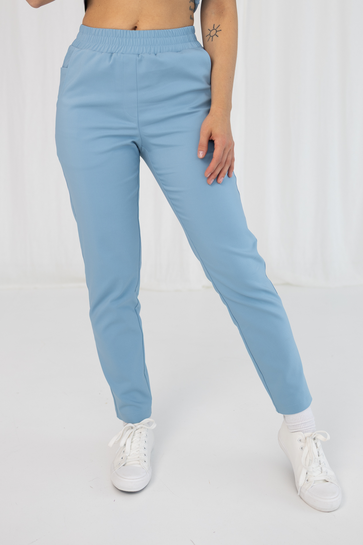 SPODNIE MEDYCZNE DAMSKIE – SCRUBS PROSTE – PREMIUM – MORSKI BŁĘKIT